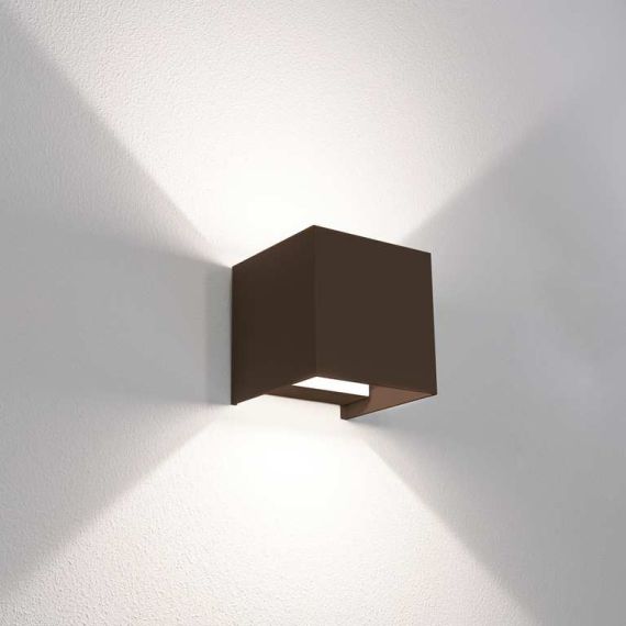 Century APPLIQUE BIDIREZIONALE QUADRATO A LED UP&DOWN+ 20 W-800 lm-3.000K/4.000K/6500K Col. Corten FV57100 Century