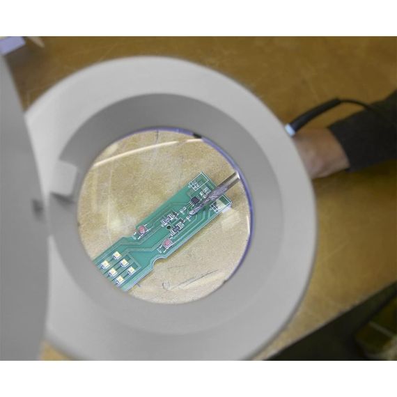 Lampada con lente d’ingrandimento LED da banco 24W con braccio snodabile WB2364 WEB